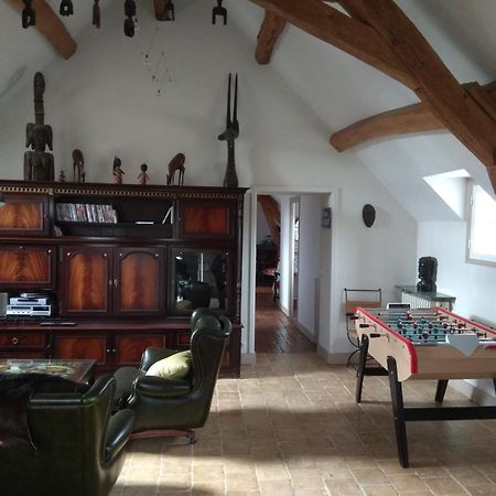 Maison Des Arts Francueil المظهر الخارجي الصورة