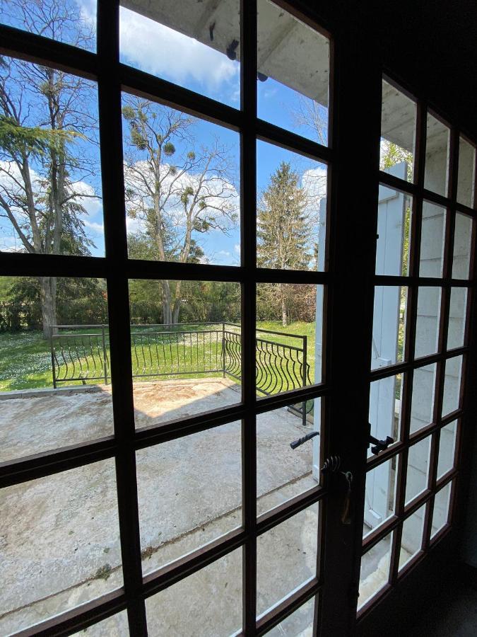 Maison Des Arts Francueil المظهر الخارجي الصورة