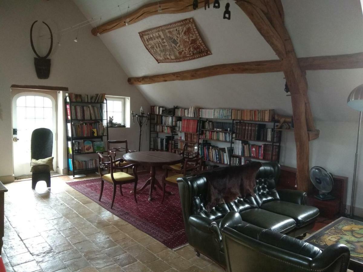 Maison Des Arts Francueil المظهر الخارجي الصورة